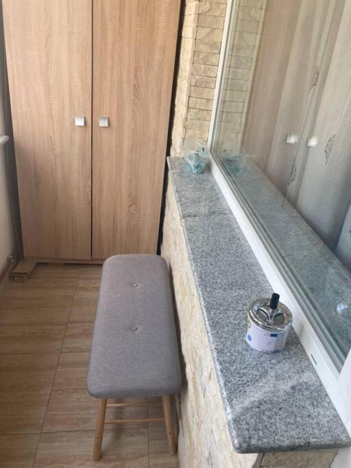 Cozy Flat Apartment Pitesti Bagian luar foto